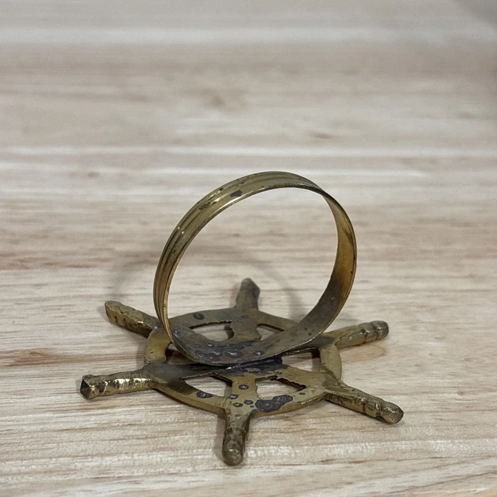 8 Brass Metal Ship Wheel Napkin Rings Nautical Decorative Table Decor Gold Tone